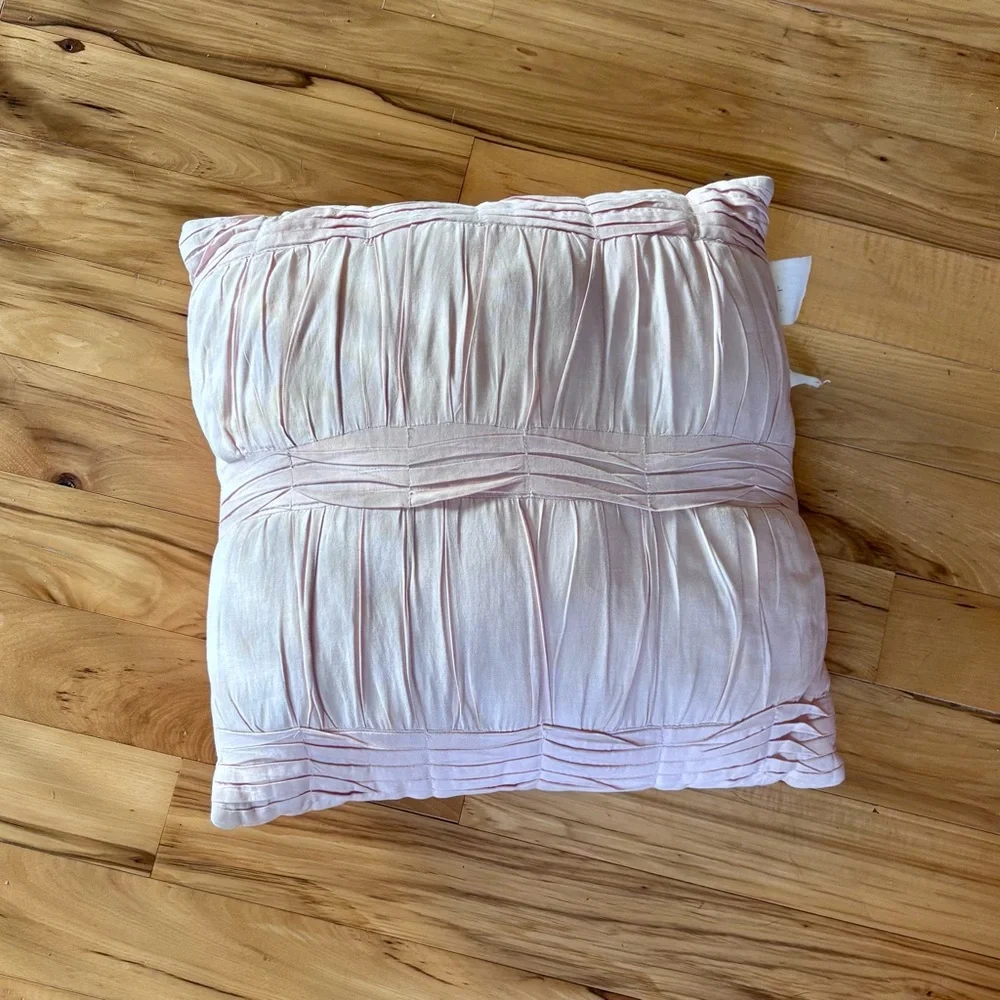 Kay Soft Pink Home Bedding Set - Dusty Pink Comforter and Pillow Covers